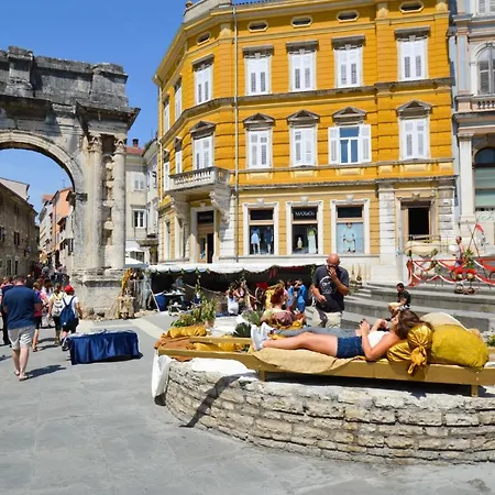 In - Istrien 11100 Apartman Póla