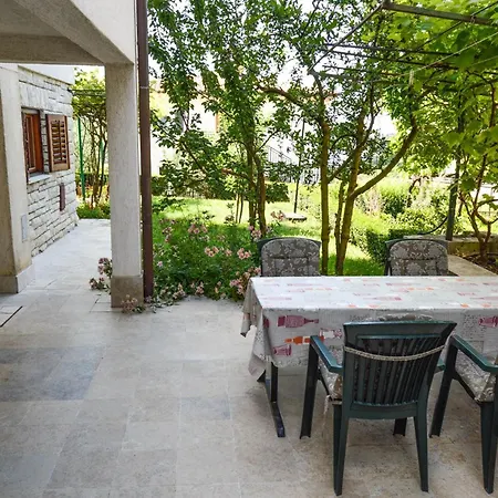 Studio Apartment Karolina II 11098 * Pula