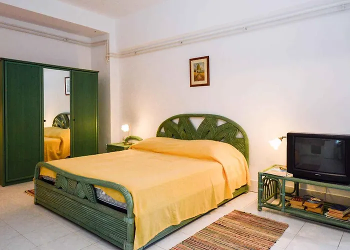 Studio In Pula - Istrien 11100 *