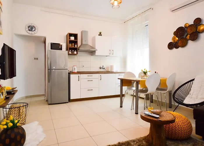 Studio In Pula - Istrien 11100 Apartment